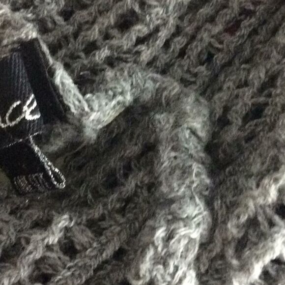 Cecico lacy crochet elasticized Infinity scarf❤️SALE - Picture 5 of 6